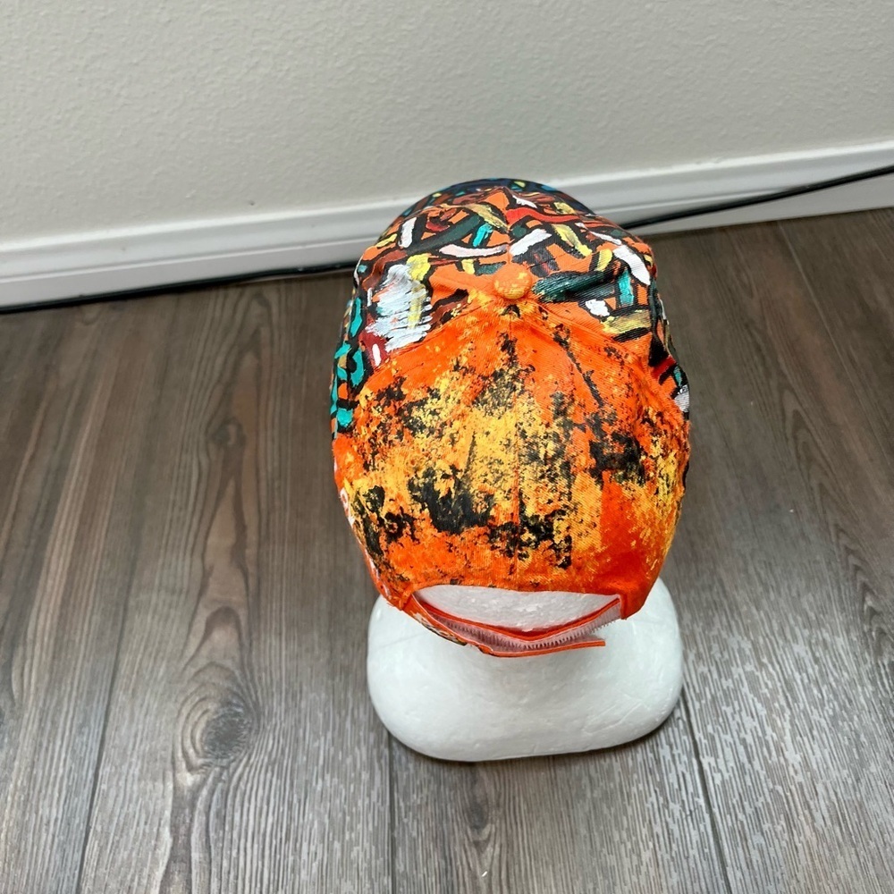 Colorful Abstract Pattern Cap - Picture 5 of 8